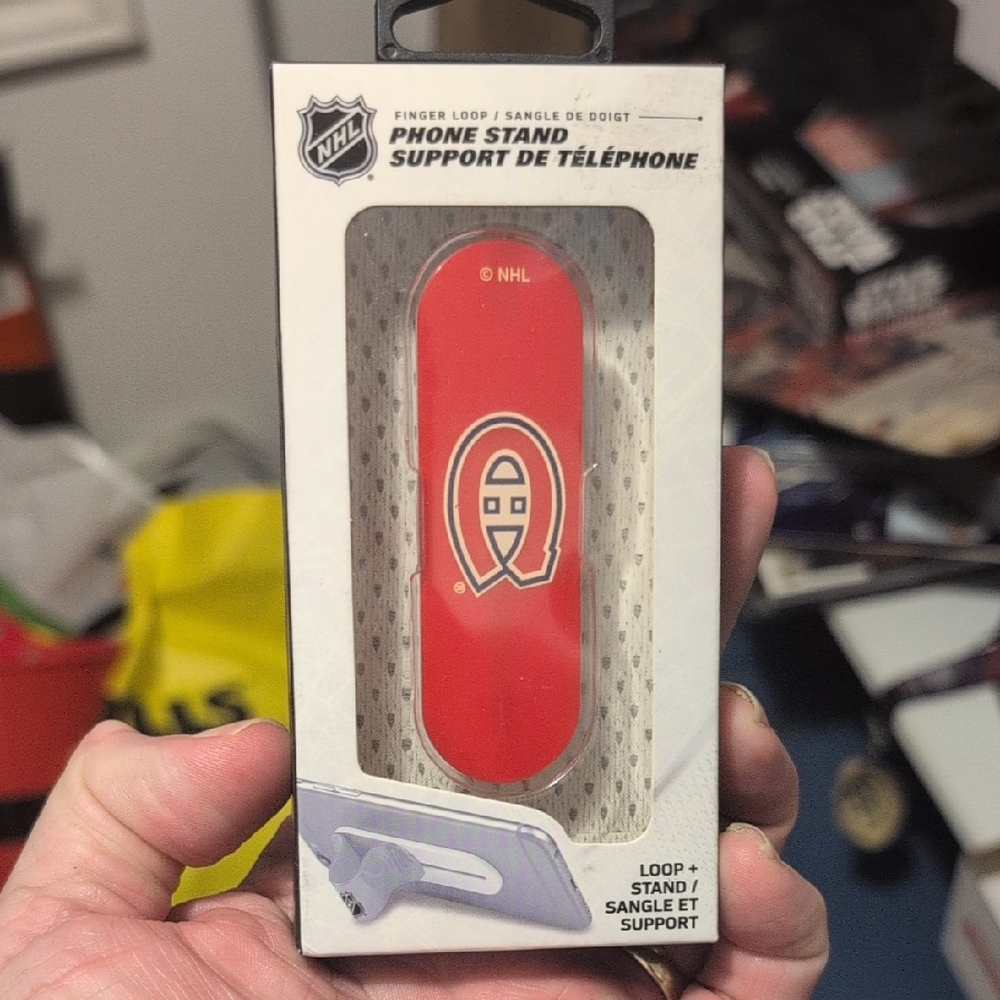 NHL Montreal Canadians Phone Stand
